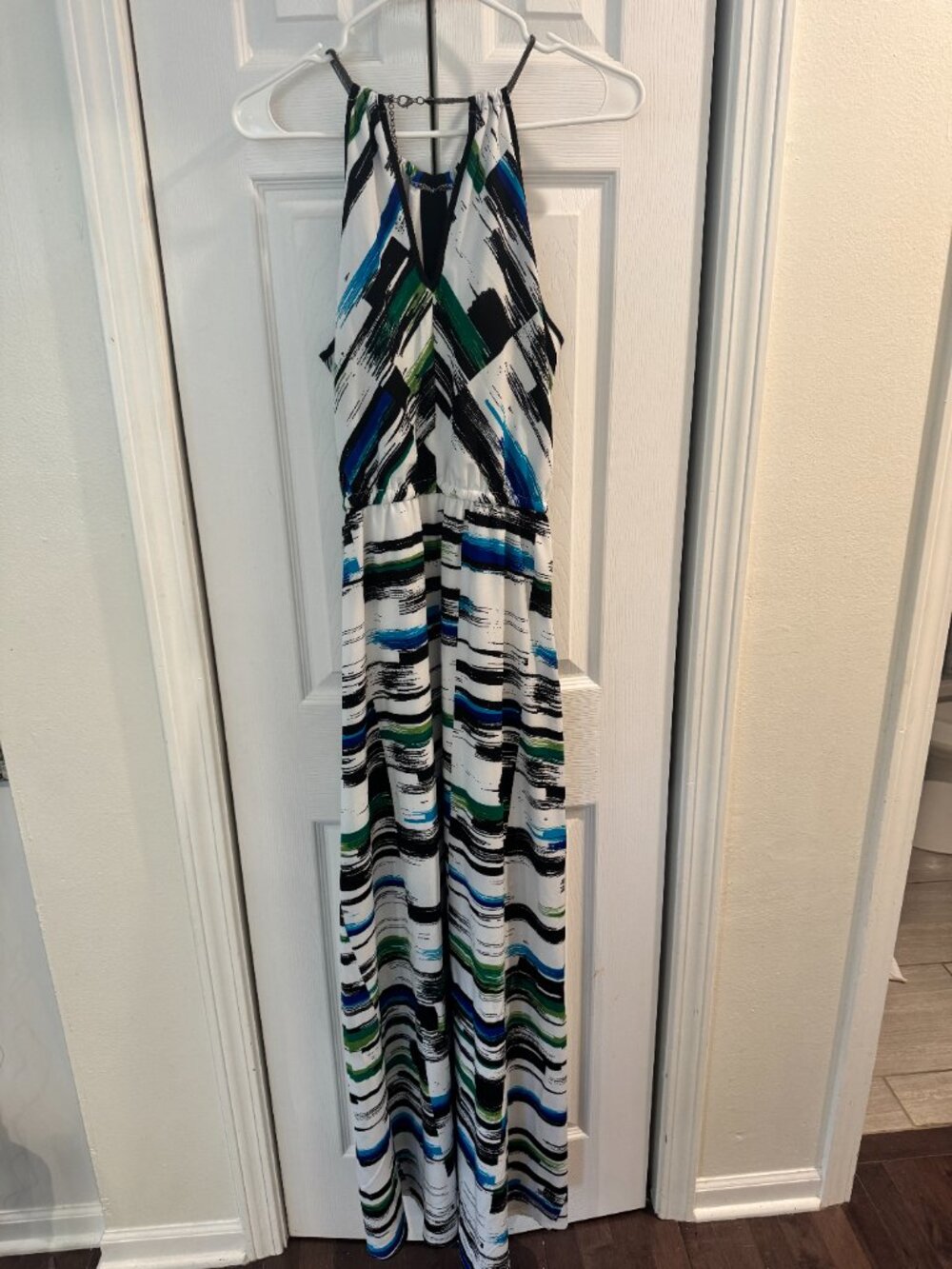 XOXO Halter Maxi Dress Large Blue Green Abstract Print Chain Neckline Size Large